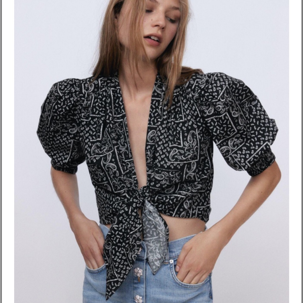 Zara Black Paisley Puff Sleeve Tie Front Top Size Medium